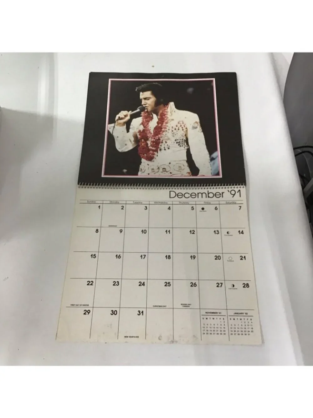 Vintage 1991 Cleo Elvis Presley Calendar